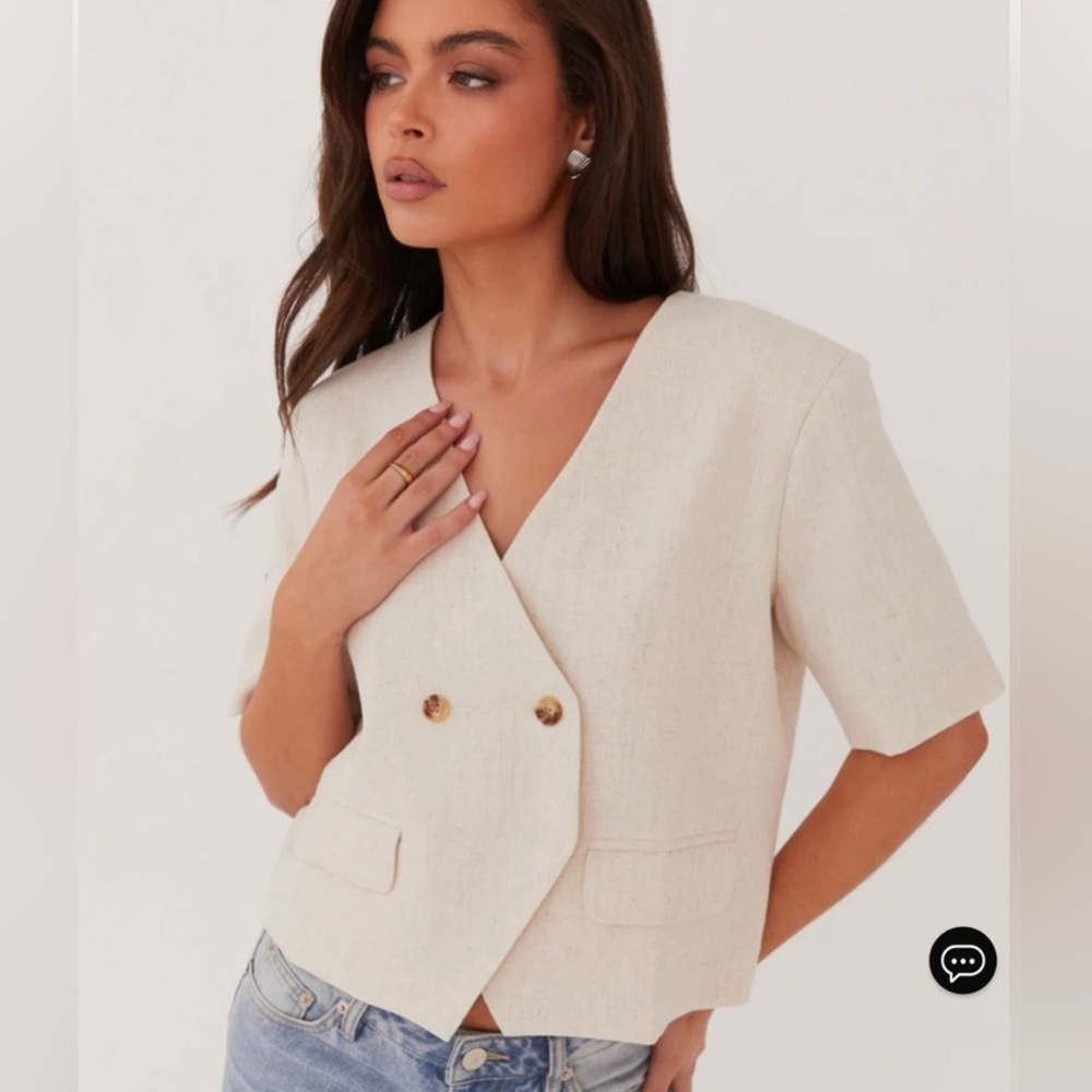 *NWT* Peppermayo Linen blazer top